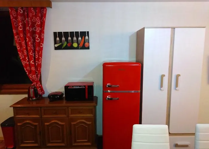 Apartma Pavla *